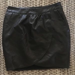 NWT Jenny Han Black Leather Skirt